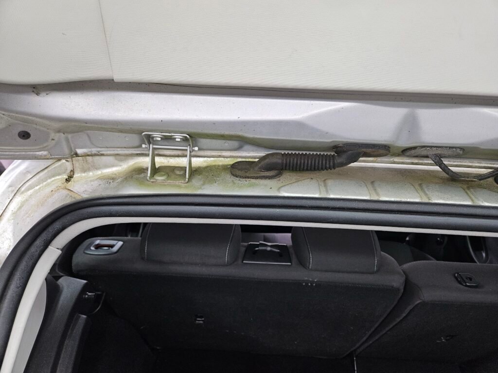 avant coffre charniere nettoyage dhrautoclean